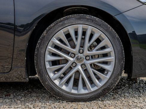 Used 2018 Lexus ES 350 w/ Ultra Luxury Package FWD image 13