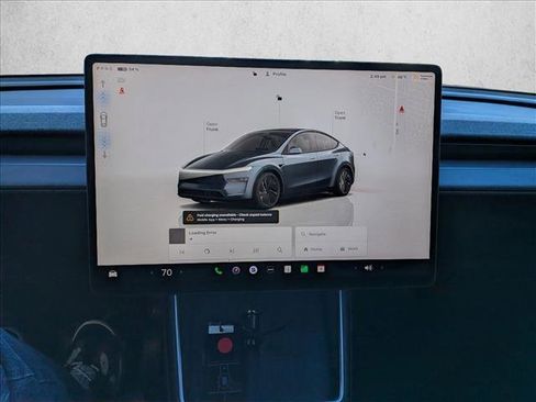 Used 2026 Tesla Model Y Long Range image 12