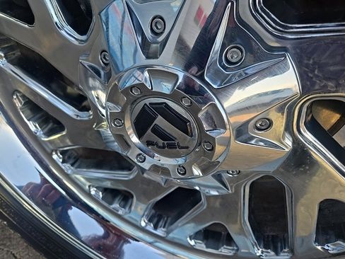 Used 2021 Chevrolet Silverado 1500 LT w/ Z71 Off-Road Package image 31