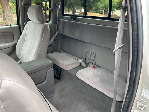 Used 2003 Toyota Tacoma PreRunner image 29