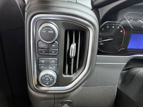 Used 2020 GMC Sierra 1500 SLT w/ X31 Off-Road Package image 16
