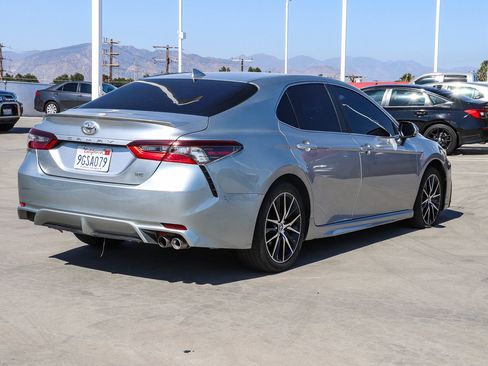 Used 2023 Toyota Camry SE w/ Convenience Package FWD image 6