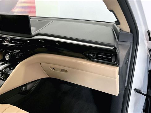 Certified 2025 Acura MDX SH-AWD w/ Technology Package image 20