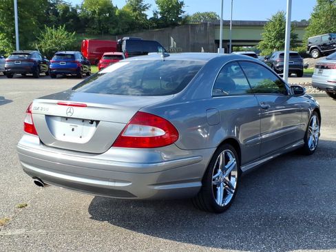 Used 2009 Mercedes-Benz CLK 350 Coupe image 8