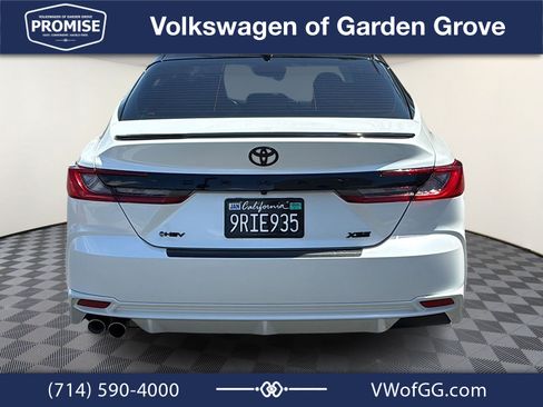 Used 2025 Toyota Camry XSE FWD image 7