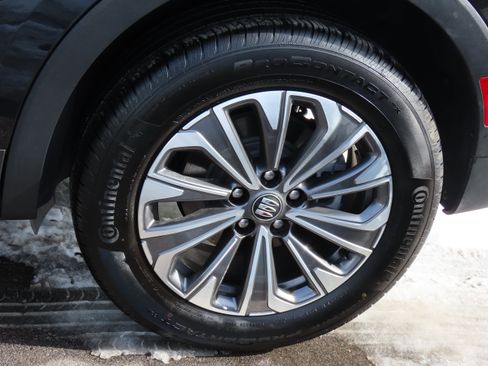 Used 2025 Buick Envision Preferred image 38