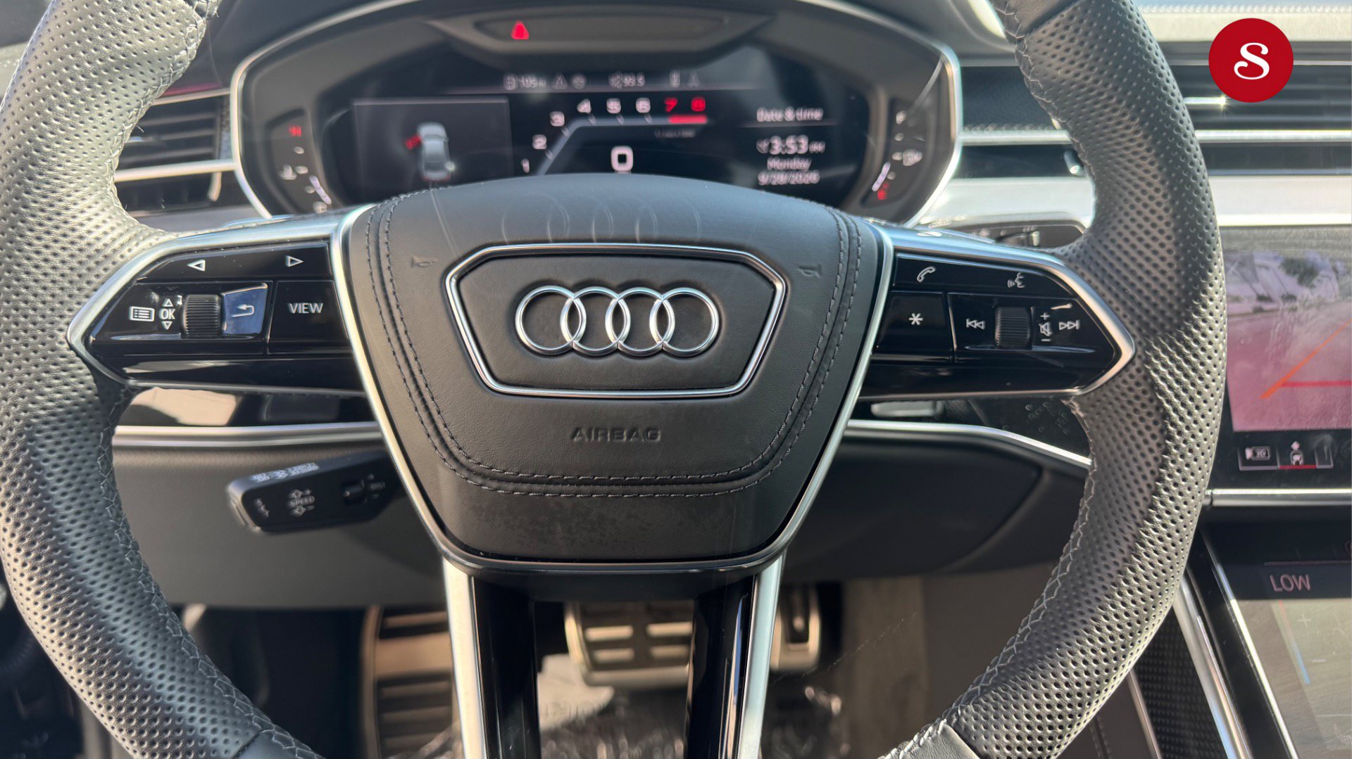 Used 2026 Audi S8 AWD/4WD image 14