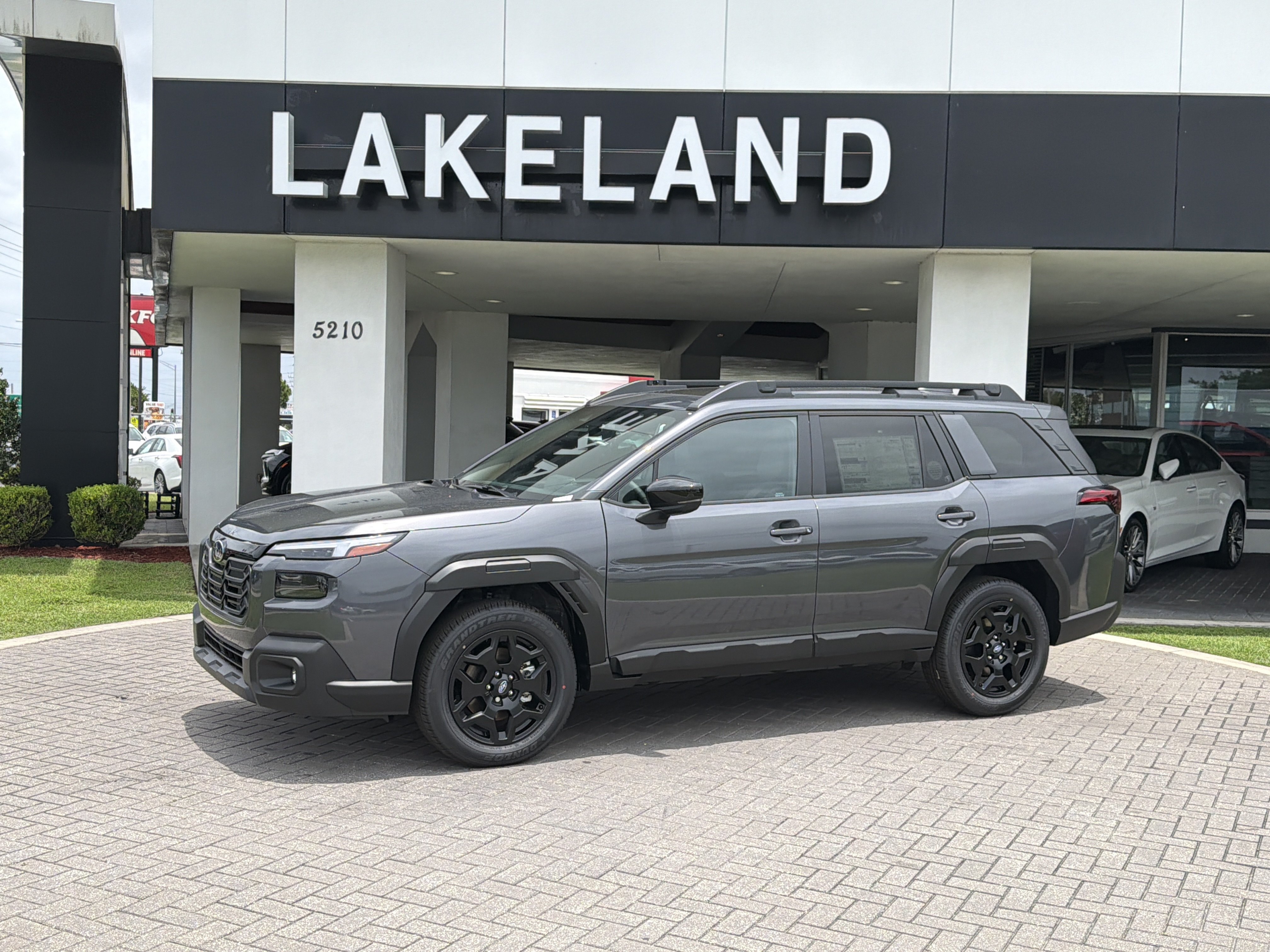 New 2026 Subaru Outback Limited AWD/4WD image 2