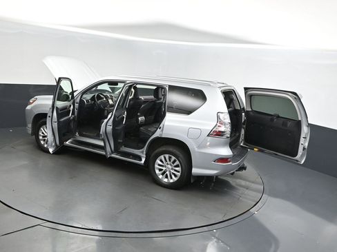 Used 2015 Lexus GX 460 image 38