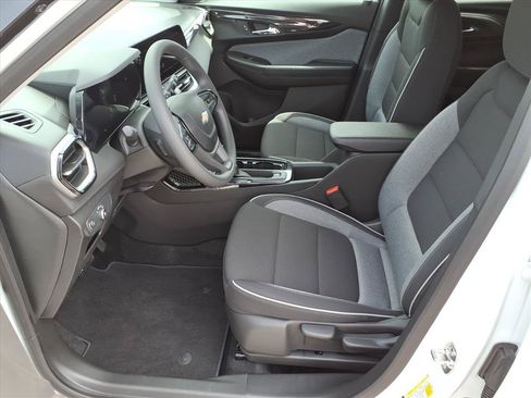 New 2026 Chevrolet TrailBlazer LS w/ LS Convenience Package FWD image 8