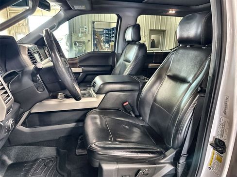 Used 2016 Ford F150 Lariat w/ Equipment Group 502A Luxury image 12