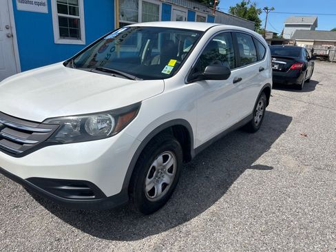 Used 2014 Honda CR-V LX image 2