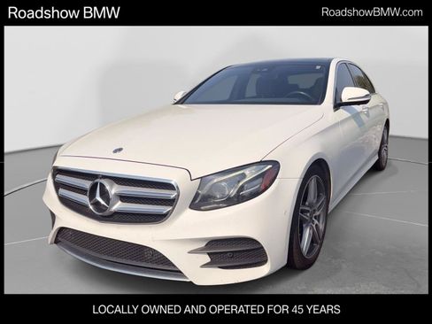 Used 2019 Mercedes-Benz E 300 image 1