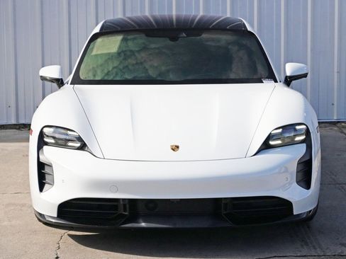 Used 2020 Porsche Taycan Turbo image 49