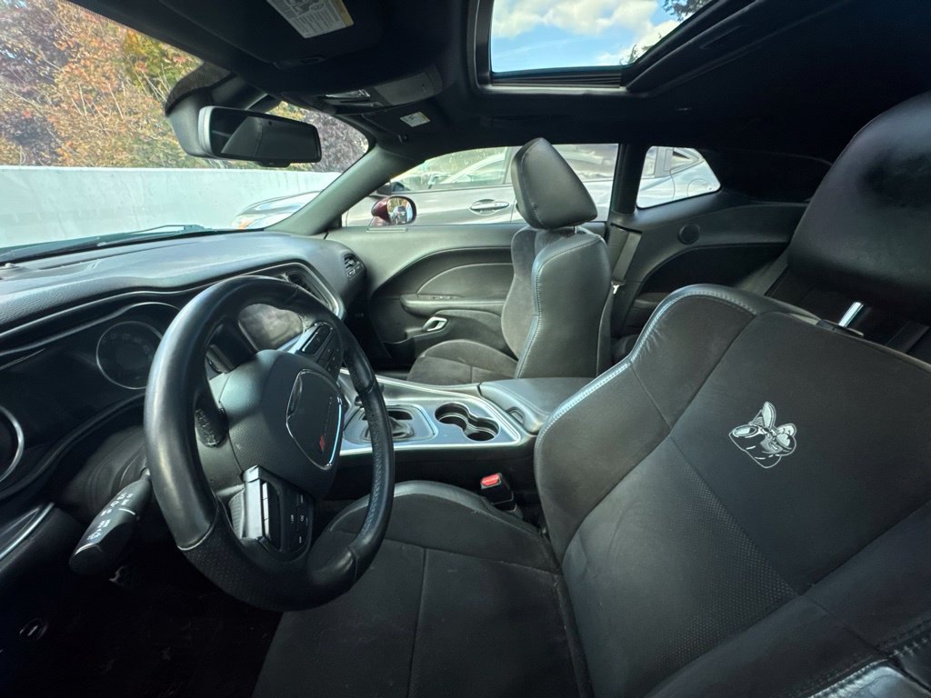 Used 2018 Dodge Challenger R/T Scat Pack RWD image 8