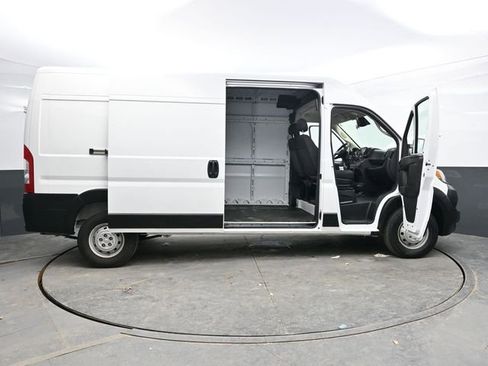 Used 2023 RAM ProMaster 2500 image 44