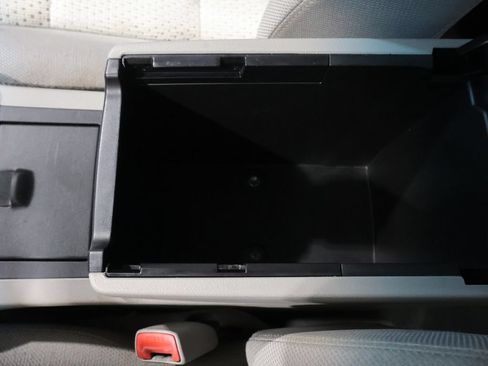 Used 2014 Toyota Camry LE FWD image 28
