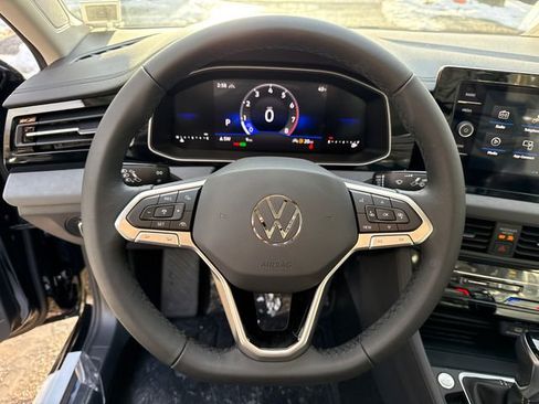 New 2026 Volkswagen Jetta SE image 11