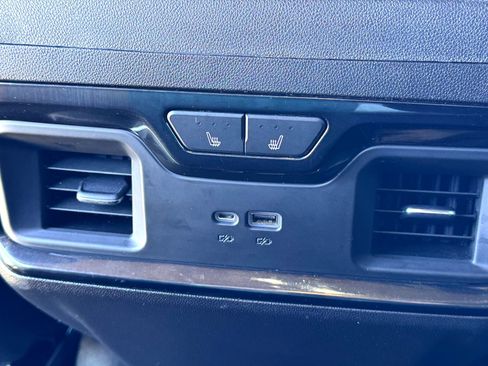 Used 2022 GMC Sierra 1500 AT4X image 23