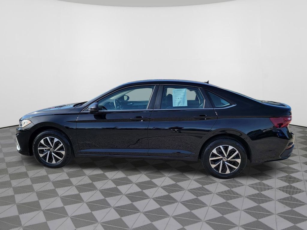 Used 2025 Volkswagen Jetta S FWD image 12