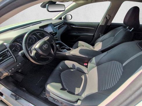 Used 2024 Toyota Camry SE w/ Convenience Package FWD image 9