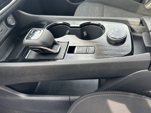 Certified 2021 Nissan Rogue S image 28