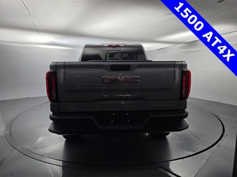 Used 2024 GMC Sierra 1500 AT4X image 10