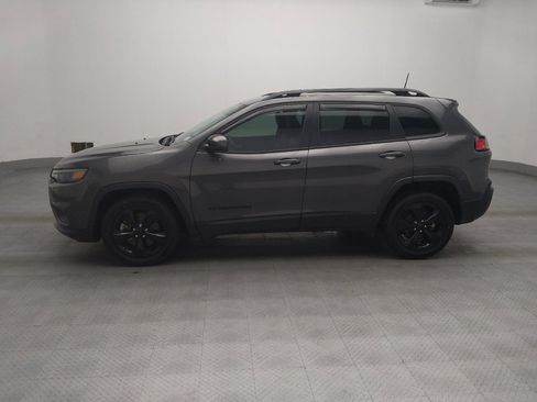 Used 2021 Jeep Cherokee Altitude image 2