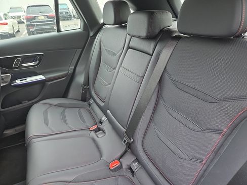Used 2024 Mercedes-Benz GLC 43 AMG 4MATIC image 9