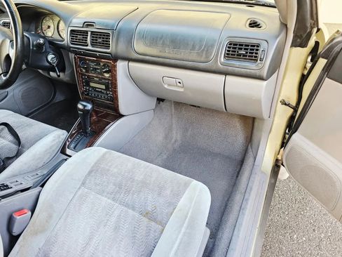 Used 2002 Subaru Forester Sport image 11