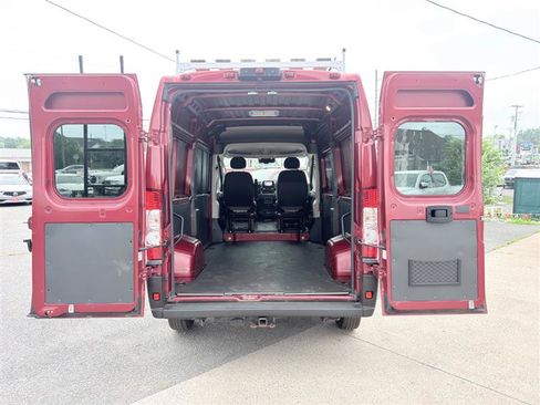 Used 2022 RAM ProMaster 1500 w/ Convenience Group FWD image 4