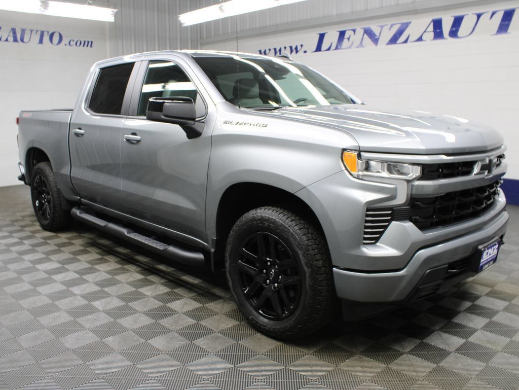 Used 2026 Chevrolet Silverado 1500 RST w/ RST Select Package AWD/4WD image 3