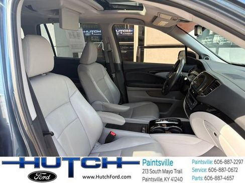 Used 2019 Honda Pilot Touring image 27