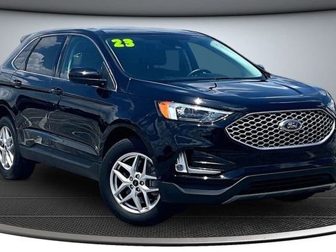 Used 2023 Ford Edge SEL w/ Convenience Package AWD/4WD image 3