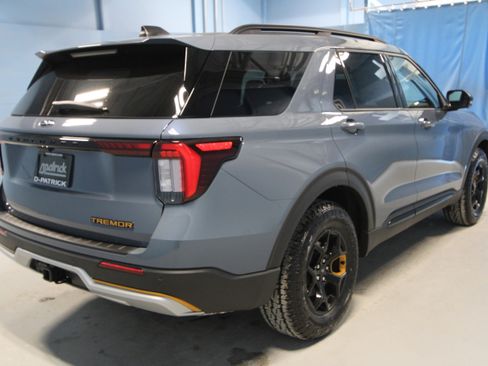 New 2026 Ford Explorer Tremor w/ Tremor Convenience Package image 32