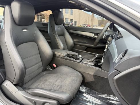 Used 2014 Mercedes-Benz C 63 AMG Coupe w/ Driver Assistance Package image 36