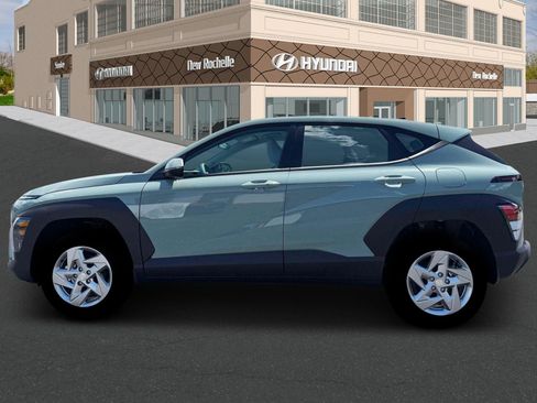 New 2026 Hyundai Kona SE image 3