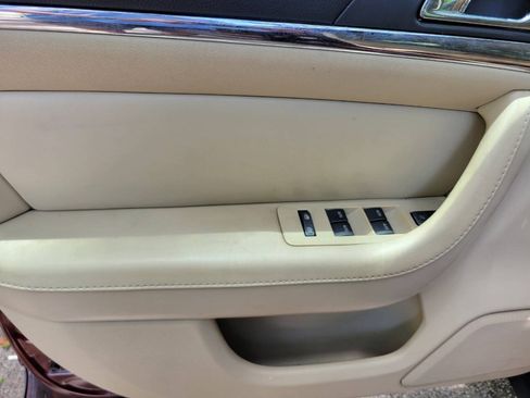 Used 2009 Lincoln MKS FWD image 14