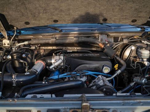 Used 1991 Ford Bronco AWD/4WD image 15