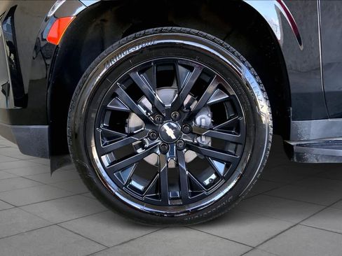 Used 2022 Chevrolet Tahoe Premier w/ Premium Package image 10