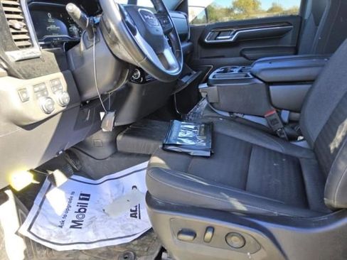 Used 2024 GMC Sierra 1500 Elevation image 4