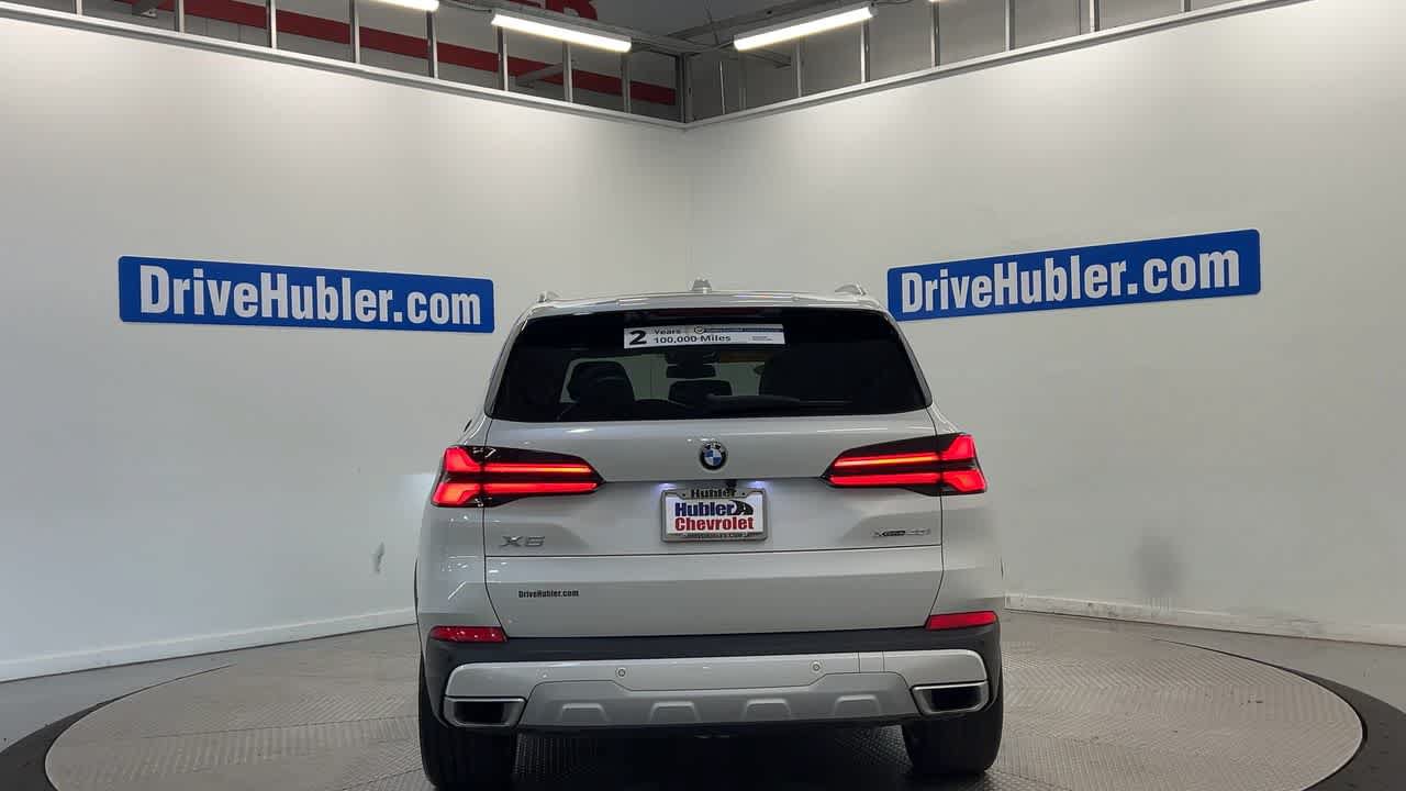 Used 2024 BMW X5 xDrive40i w/ Premium Package AWD/4WD image 8