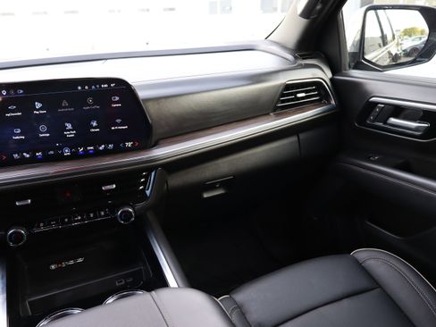 Used 2025 Chevrolet Tahoe Premier image 15