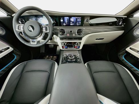 New 2026 Rolls-Royce Spectre AWD/4WD image 4