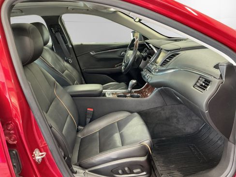 Used 2014 Chevrolet Impala LTZ FWD image 15