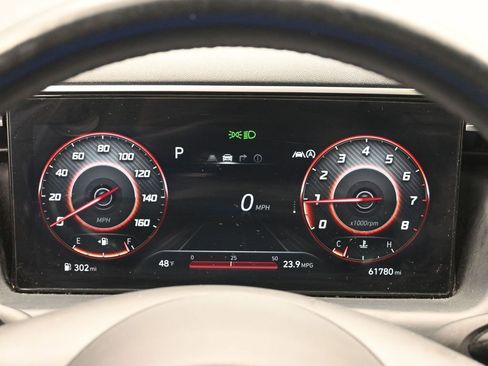 Used 2023 Hyundai Tucson Limited image 12