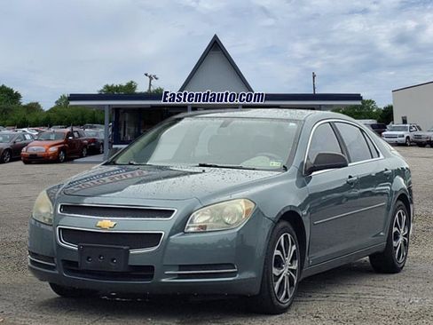 Used 2009 Chevrolet Malibu LS image 1