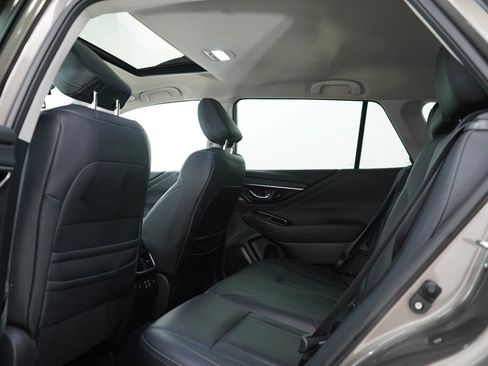 Used 2023 Subaru Outback Limited AWD/4WD image 18