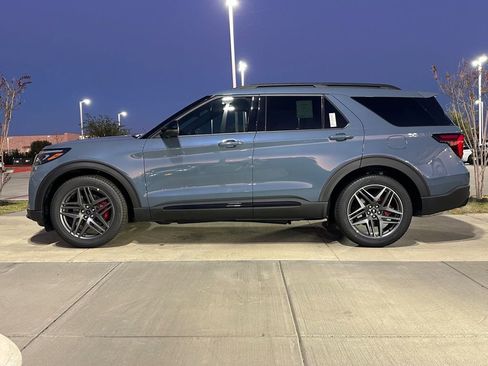 New 2026 Ford Explorer ST w/ Sun And Sound Package image 59