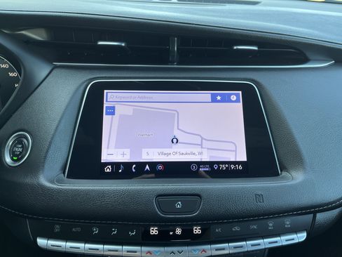 Used 2020 Cadillac XT4 Premium Luxury image 29